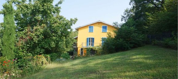 8-Zimmer Haus in Moncucco Torinese, Italy, Nr. 224120 4