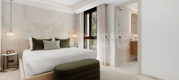 5 bedrooms Villa in Marbella, Spain No. 122951 16