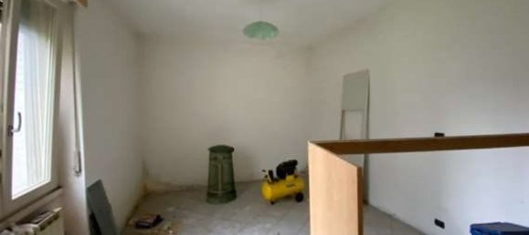 Квартира с 2 комнатами в Гарбаньяте Миланезе, Италия № 219848 3