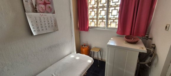 Квартира с 3 спальнями в Бадахос, Испания № 168945 33