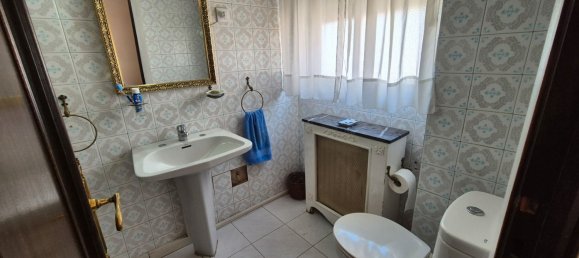 Квартира с 3 спальнями в Бадахос, Испания № 168945 28