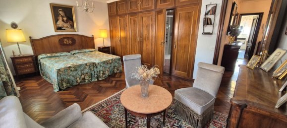 Квартира с 3 спальнями в Бадахос, Испания № 168945 11