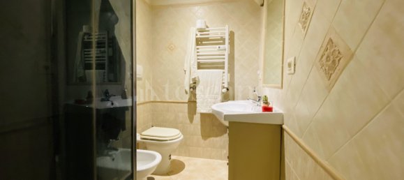 2 rooms Apartment in Rome, Italy No. 279893 8