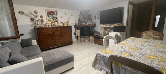 Casa de 7 habitaciónes en Carrara, Italy No. 296396 15