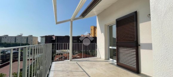 4-Zimmer Haus in Massa, Italy, Nr. 23881 91