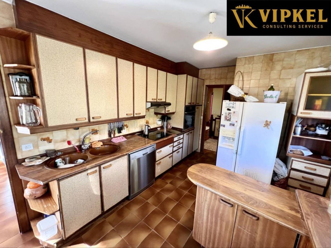 5 غرف نوم منزل في Bergondo, Spain رقم 41868