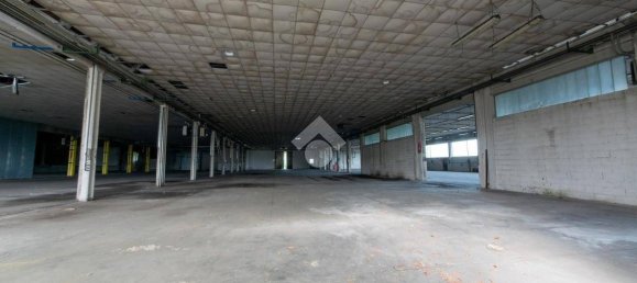 3065m² Warehouse in San Giorgio Monferrato, Italy No. 279005 18