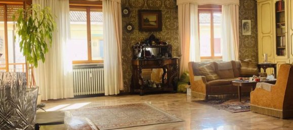 10-Zimmer Wohnung in Verona, Italy, Nr. 54722 2