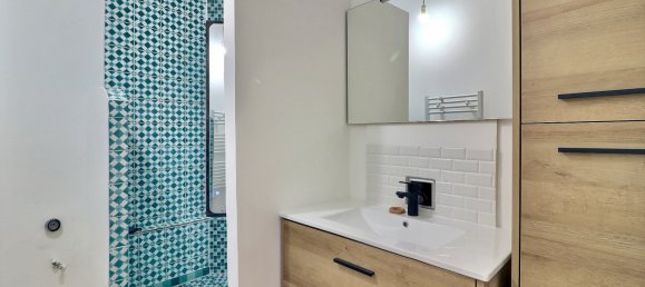 2 bedrooms Commercial property in Paris, France No. 165851 19