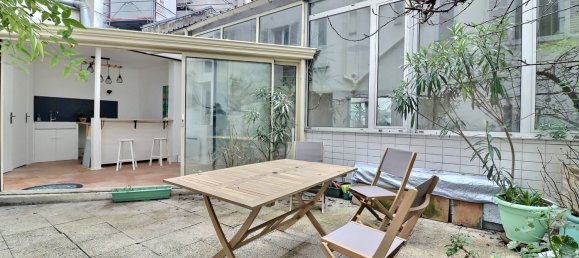 2 bedrooms Commercial property in Paris, France No. 165851 10