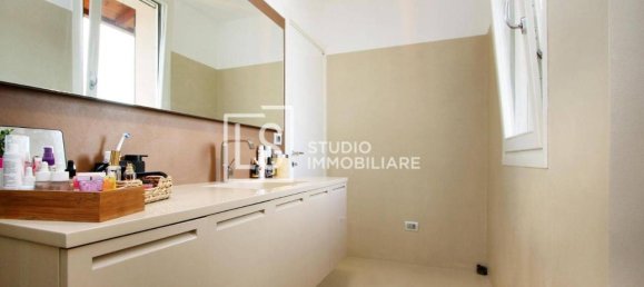 3-salle Appartement à Cuggiono, Italy No. 26779 36