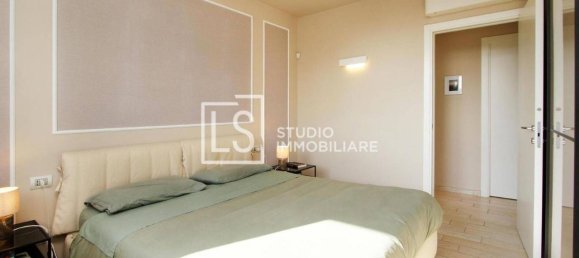 3-salle Appartement à Cuggiono, Italy No. 26779 33