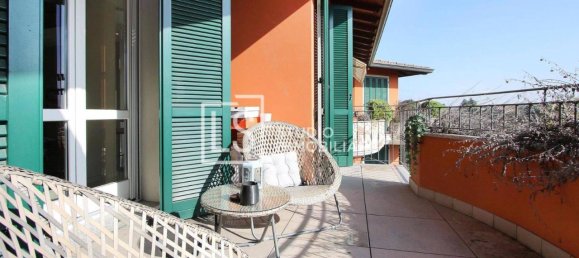 3-salle Appartement à Cuggiono, Italy No. 26779 2