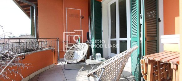 3-salle Appartement à Cuggiono, Italy No. 26779 31