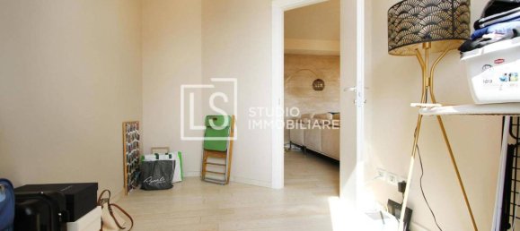 3-salle Appartement à Cuggiono, Italy No. 26779 38