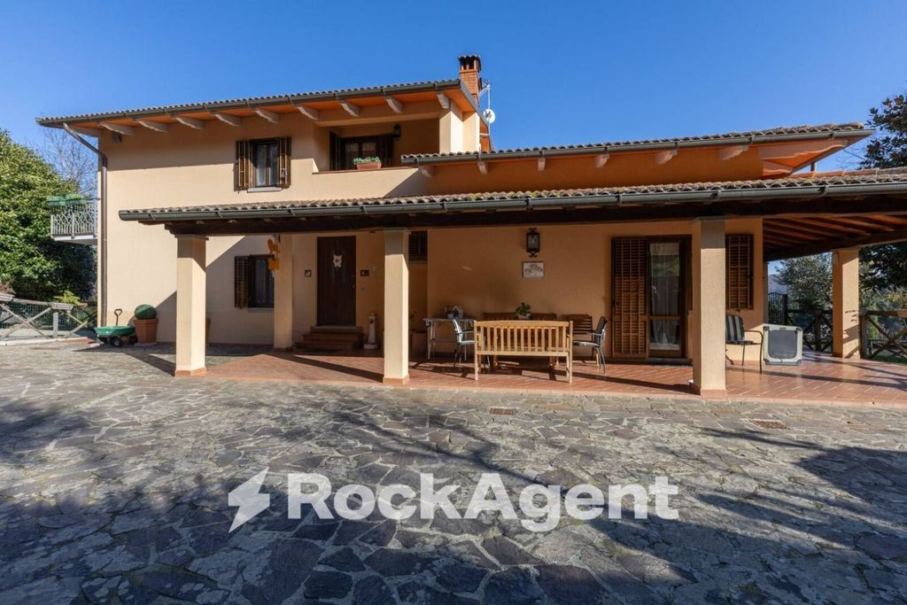5 bedrooms Villa in Castel San Niccolò, Italy No. 60771