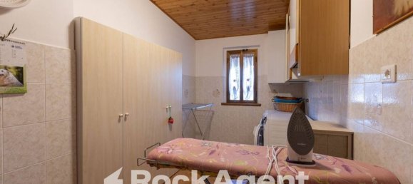 5 bedrooms Villa in Castel San Niccolò, Italy No. 60771 30