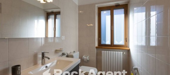 5 bedrooms Villa in Castel San Niccolò, Italy No. 60771 24