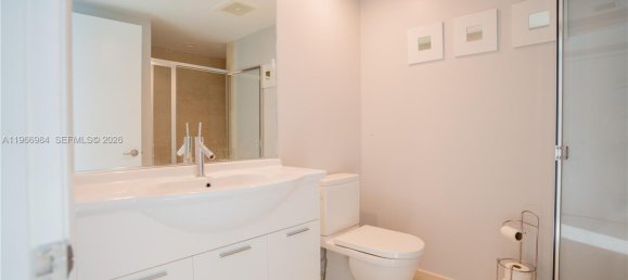 2 Schlafzimmer Gewerbliche Immobilien in Miami, USA, Nr. 615815 8