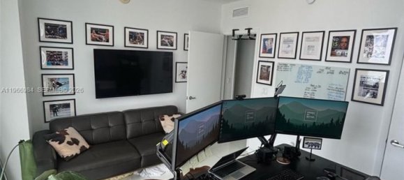 2 Schlafzimmer Gewerbliche Immobilien in Miami, USA, Nr. 615815 2