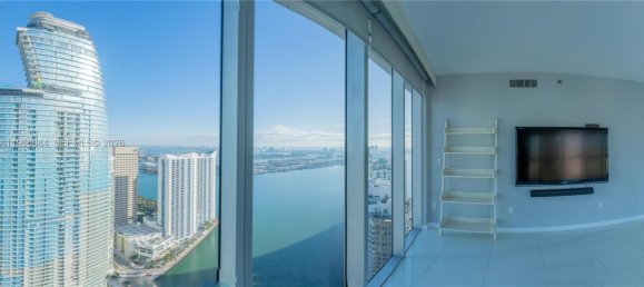 2 Schlafzimmer Gewerbliche Immobilien in Miami, USA, Nr. 615815 21