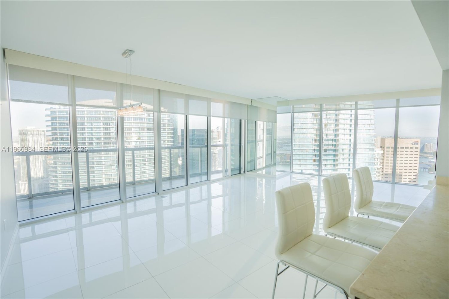 2 Schlafzimmer Gewerbliche Immobilien in Miami, USA, Nr. 615815