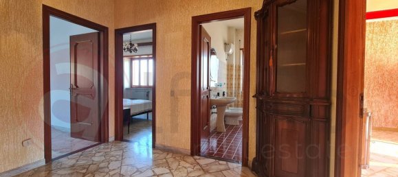 10-salle Appartement à Santopadre, Italy No. 109114 13