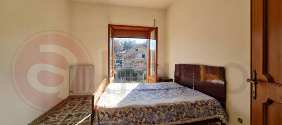 10-salle Appartement à Santopadre, Italy No. 109114 12