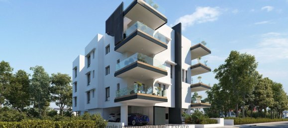 2 bedrooms Apartment in Larnaca, Cyprus No. 23370 8