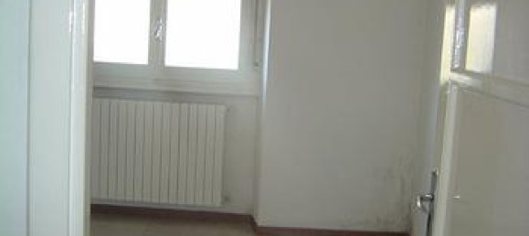 Studio in Bolognano, Italy No. 267785 4