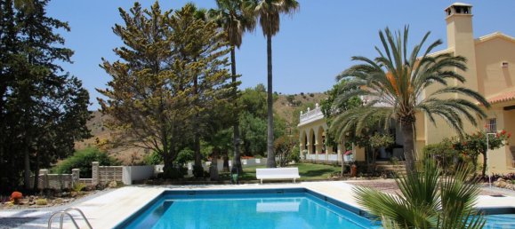 8 bedrooms Villa in Benajarafe, Spain No. 60177 30