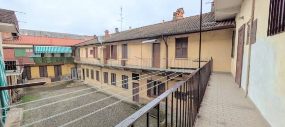 2 غرف نوم شقة في Cesano Maderno, Italy رقم 361210 3