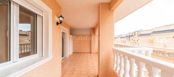 Квартира с 2 спальнями в Аликанте, Испания № 167763 4