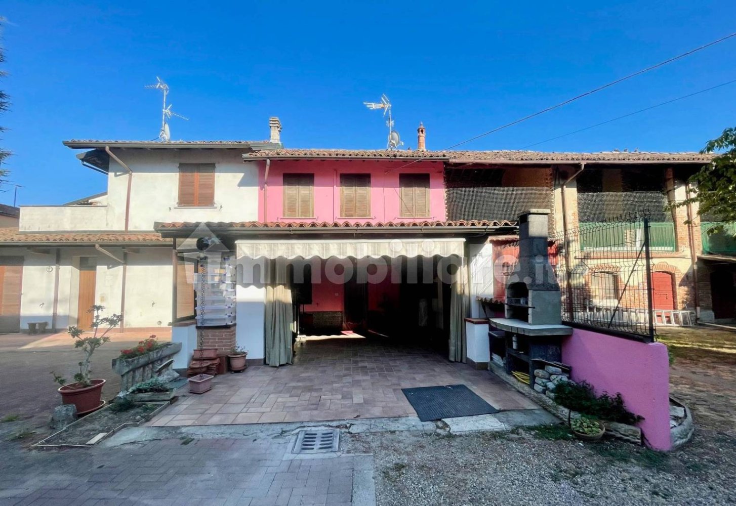Casa T1 em Gropello Cairoli, Italy N.º 260720