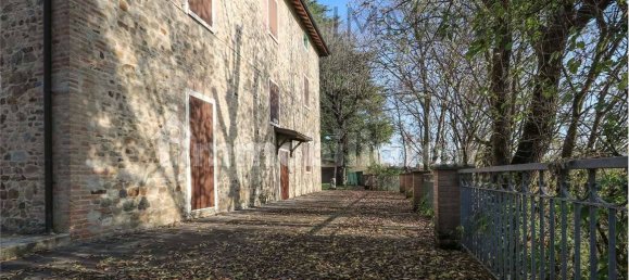 Вилла с 8 спальнями в Виньола, Италия № 147192 3