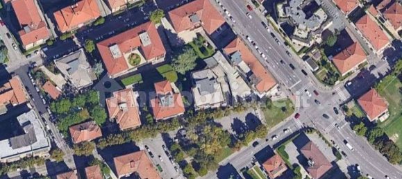 Apartamento de 5 habitaciónes en Verona, Italy No. 265283 15