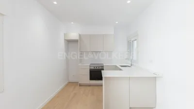 2 bedrooms Apartment in Sants-Montjuic, Spain No. 216614