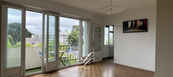 1 bedroom Apartment in Rennes, France No. 313910 2