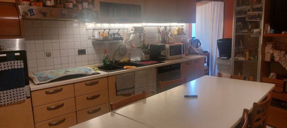 4-salle Appartement à Certaldo, Italy No. 256893 8