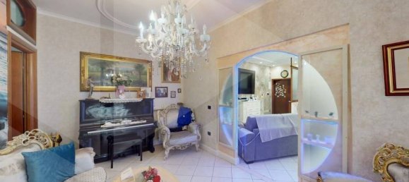 2 bedrooms Apartment in Casandrino, Italy No. 22519 5