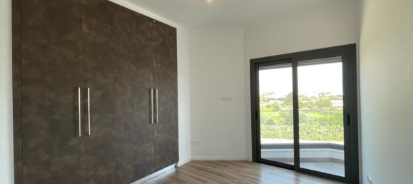 3 Schlafzimmer Wohnung in Limassol, Cyprus, Nr. 2572 11