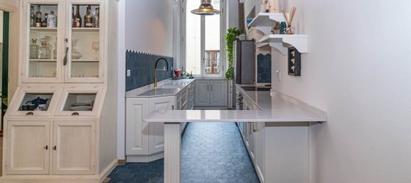 2 bedrooms Apartment in Florence, Italy No. 191990 12