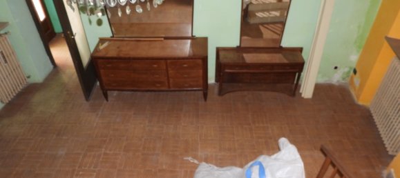 5 Schlafzimmer Haus in Suno, Italy, Nr. 379018 2