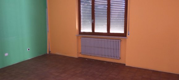 5 Schlafzimmer Haus in Suno, Italy, Nr. 379018 12