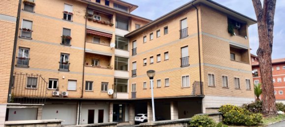 Квартира с 3 спальнями в Рим, Италия № 312759 7