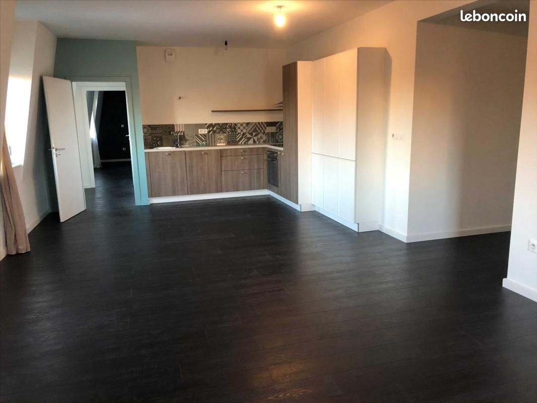 3 bedrooms Apartment in Colmar, France No. 46533