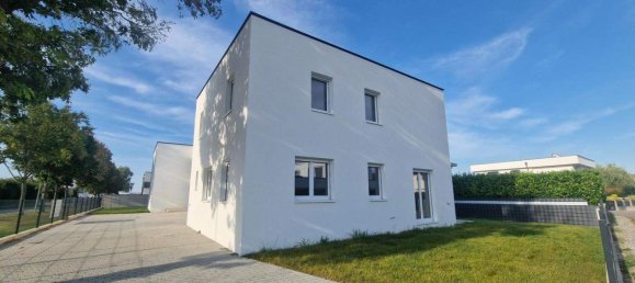 5 rooms Townhouse in Lassee, Austria No. 209648 2