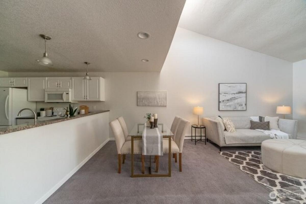 Studio in Redmond, USA No. 409120