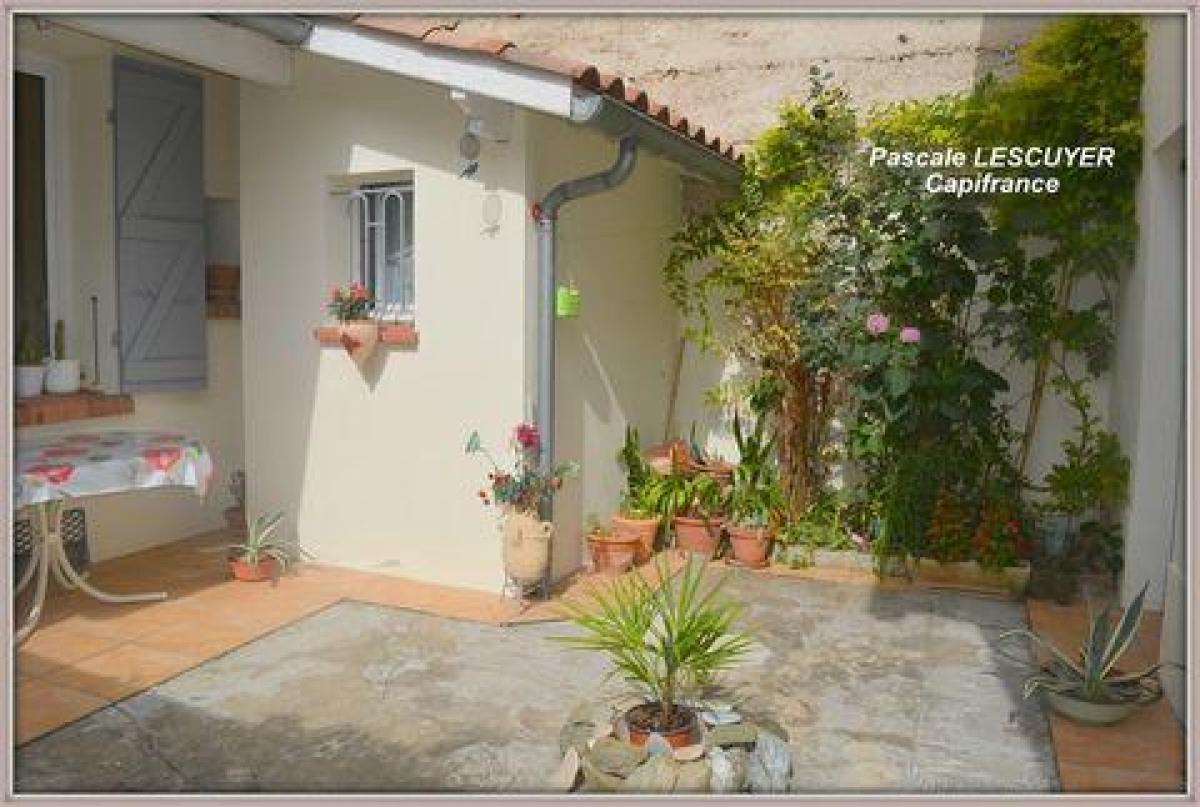 Дом с 3 спальнями в Венансон, Франция № 32658