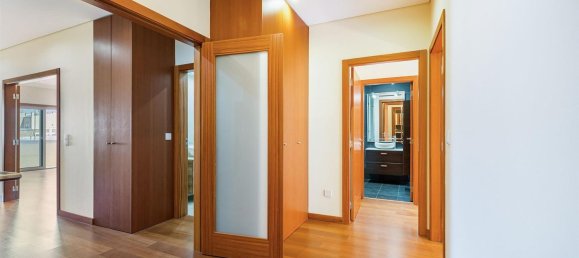 3 bedrooms Apartment in Senhora da Hora, Portugal No. 137887 8